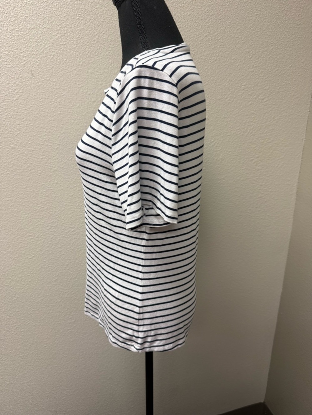 French Laundry Striped Tee Navy White Short Sleeve Classic Casual Top L - Picture 4 of 8